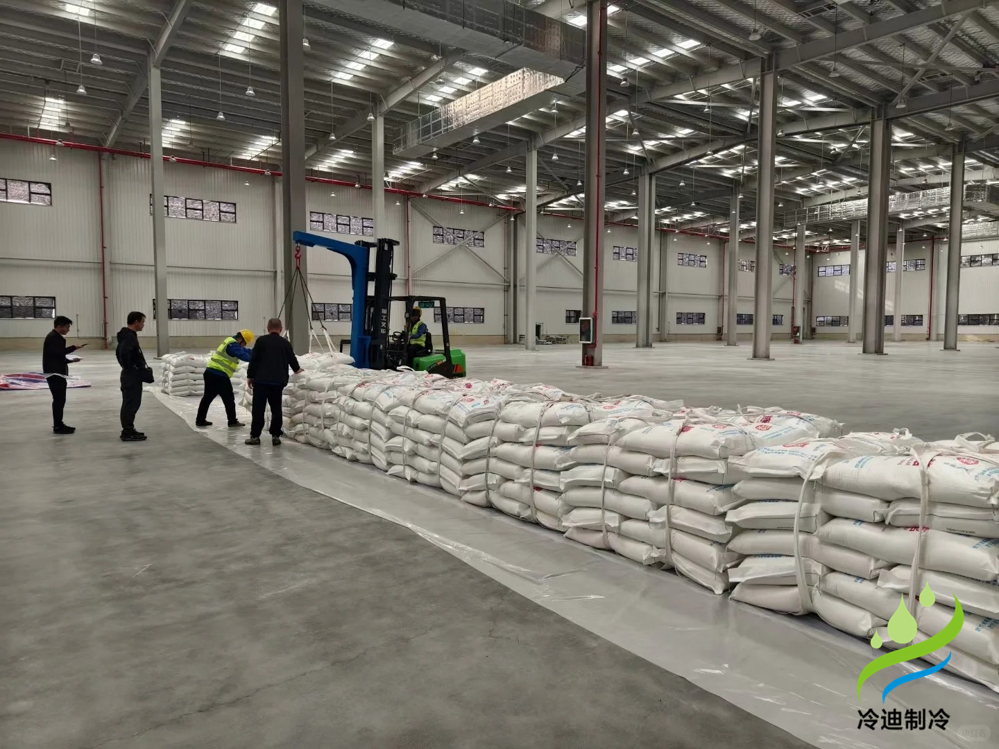 在四川建造一個冷庫需要多少錢一平米？(圖1)